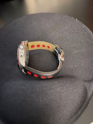 Reloj Tissot PRS 516 Cronógrafo