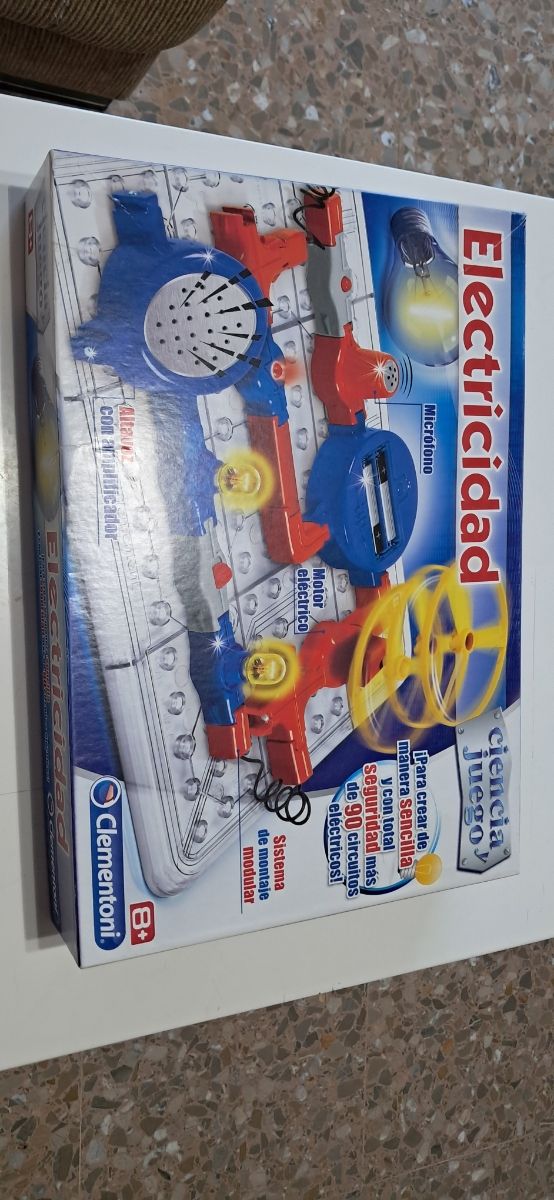 2 juguetes de electricidad