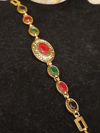 Pulsera Preciosa con Piedras Rojas y Verdes