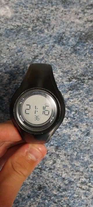 Reloj Decathlon Negro