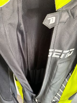 Mono de moto nuevo. Talla 50.