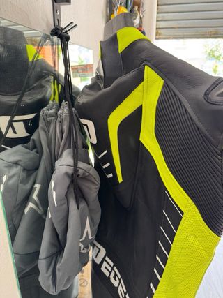 Mono de moto nuevo. Talla 50.