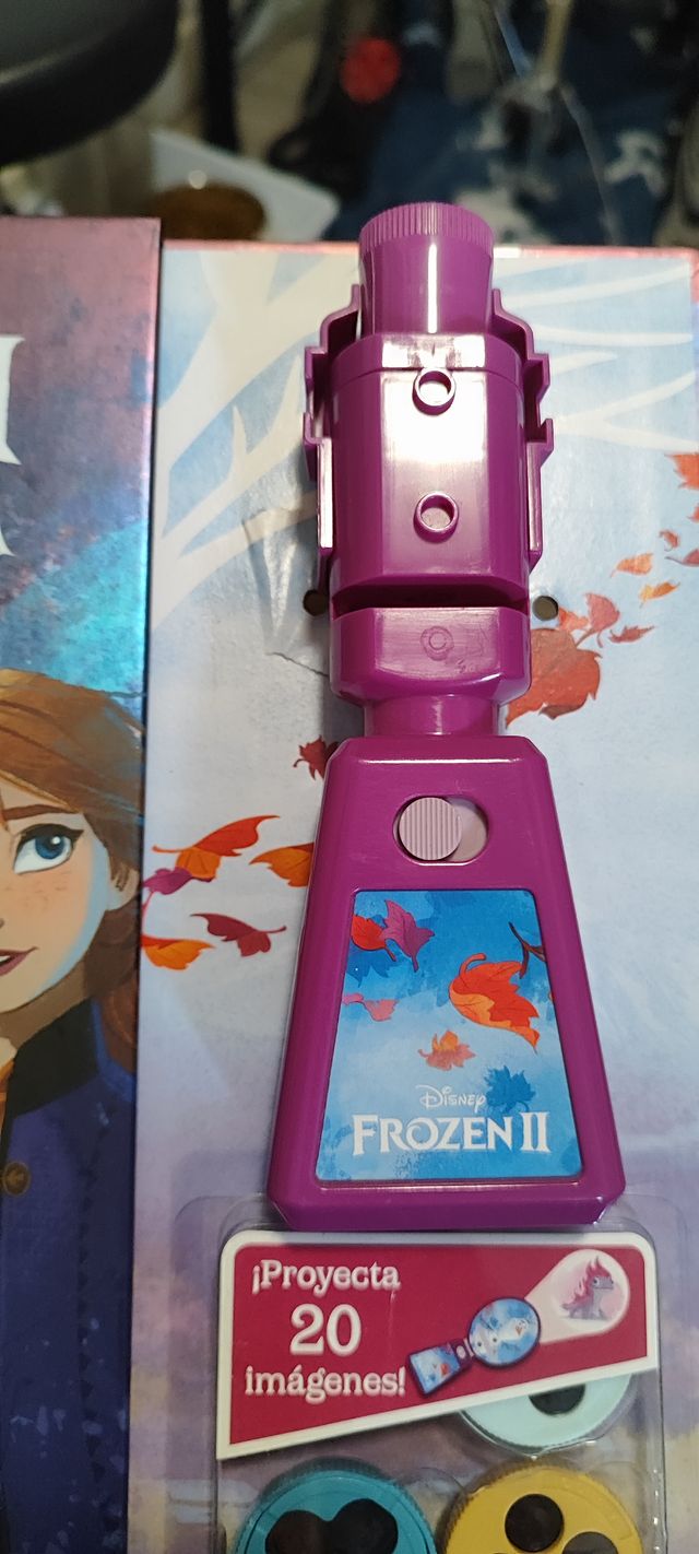 Frozen II: Cine en Casa Cuento y Proyector