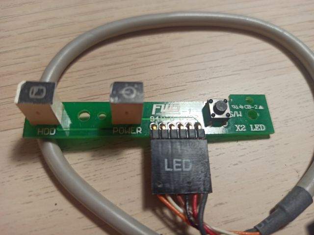 Placa de circuito con indicadores LED.