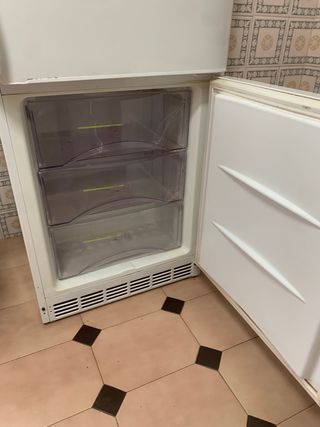 Frigorífico Fagor 2 metros. leer