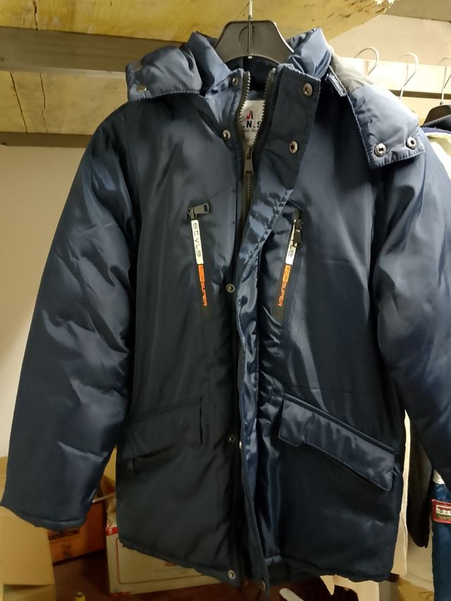 Giubbotto ragazzo blu età 12/13 anni fate proposte