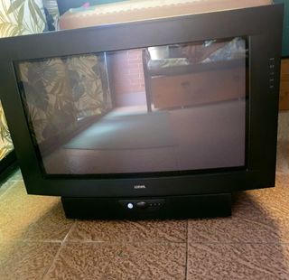 TV Loewe Xelos 5261 ZW 24 100Hz