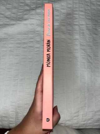 Libro de la influencer Mónica Morán