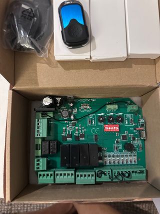 Centralita Control + 3 Mandos Nueva