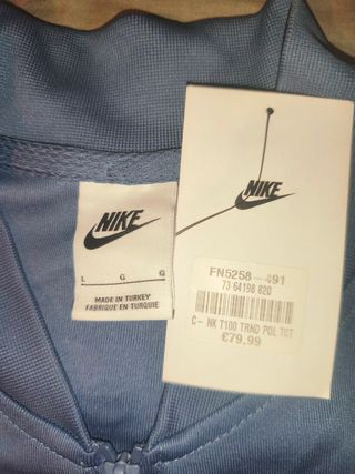 Chaqueta deportiva Nike azul