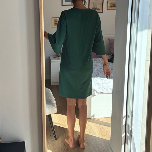 Vestido verde midi Zara punto