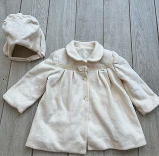 Abrigo y gorro niña blanco T24m