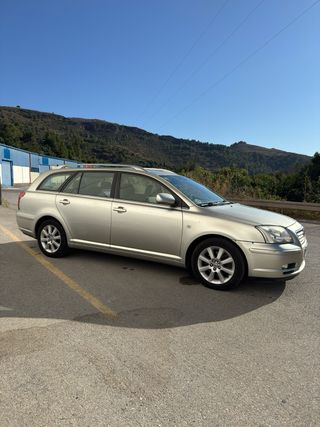 Toyota Avensis 2005