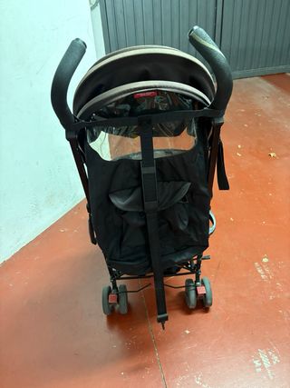 Silla de Paseo Maclaren Quest + Plástico lluvia