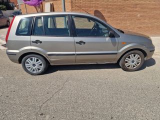 Ford Fusion 2003