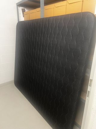 Base tapizada Gomarco 160x190cm + patas