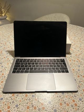 MacBook Air Retina 13.3 2019 Gris Espacial
