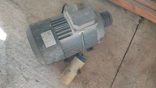 MOTOR ELÉCTRICO INDUSTRIAL 2,2 Kw