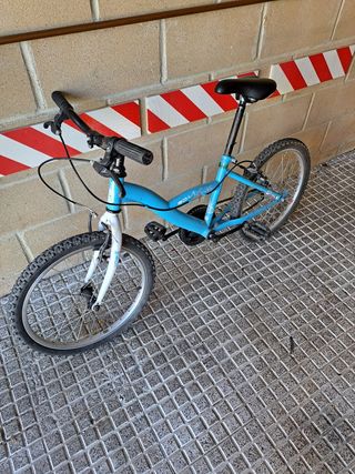 Bicicleta infantil azul
