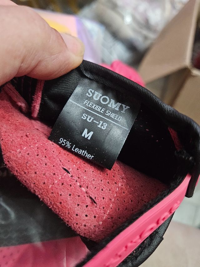 Guanti da moto in pelle rosa  Da nuovo a nuovo di zecca