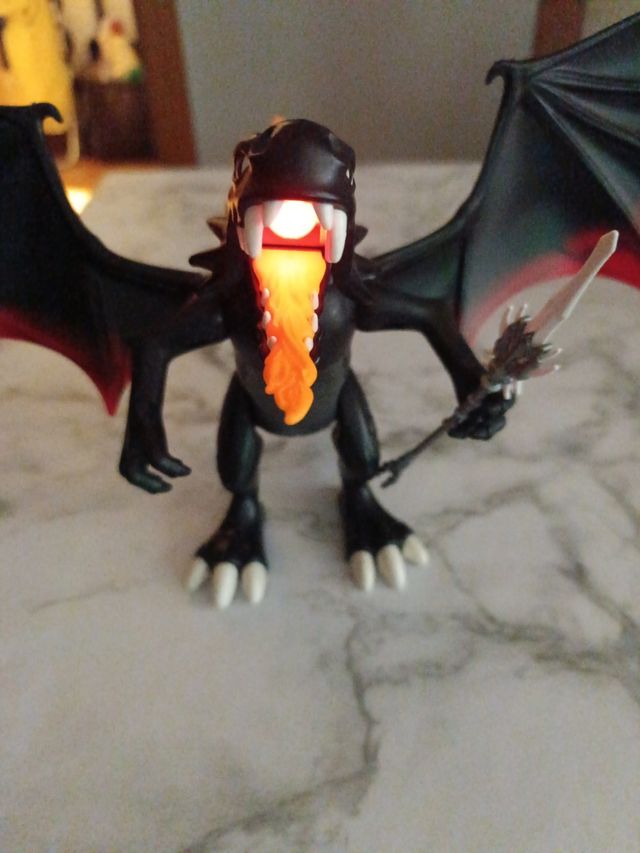 Playmobil. Dragón y Caballeros caza dragones.