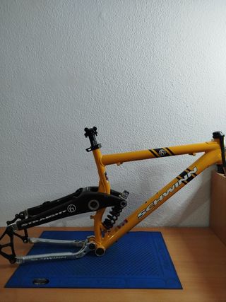 Cuadro Schwinn Straight 6 Amarillo