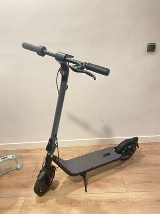 Patinete eléctrico Bangoo gris