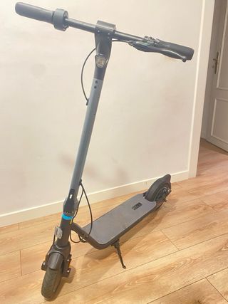 Patinete eléctrico Bangoo gris