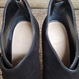 Botín Guess Tacón Alto Negro Talla 40