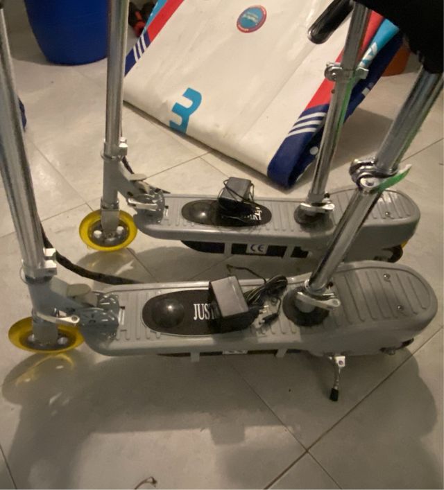 2 Patinetes Eléctricos con asiento Nuevos