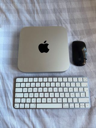 Mac Mini M1 256GB + Teclado y Ratón Magic