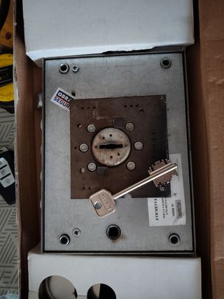 Cerradura de seguridad con llave