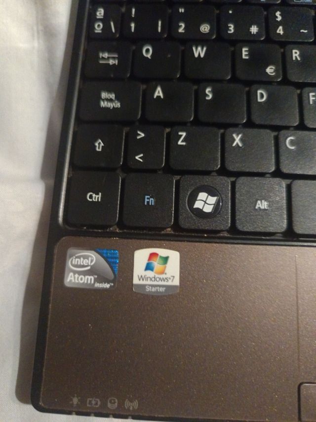 Portátil Acer Aspire One Negro