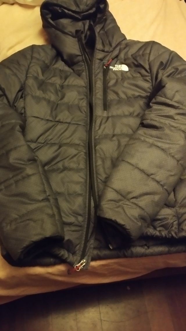 Abrigo The North Face gris talla S 15-16 años