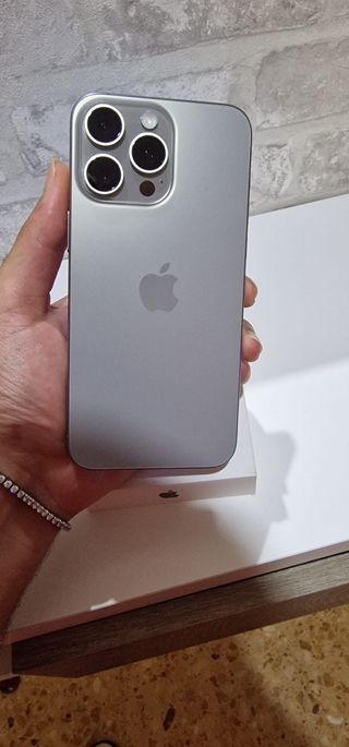 iPhone 15 Pro Max 256GB Titanio