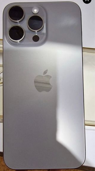 iPhone 15 Pro Max 256GB Titanio