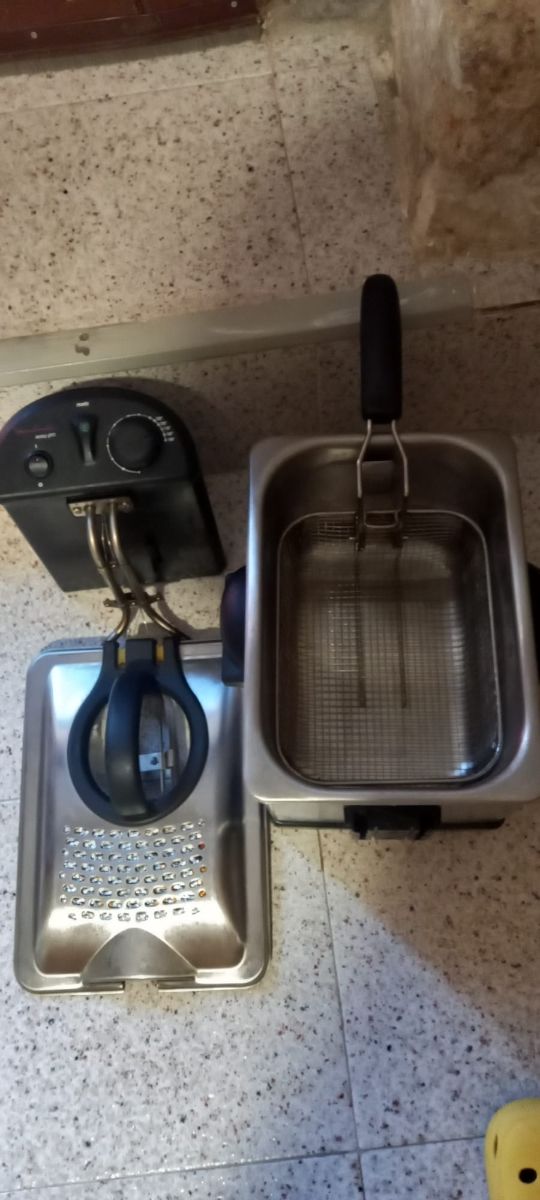 Freidora de acero inoxidable