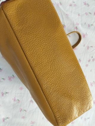 Borsa vera pelle artigianale gialla