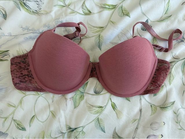 Sujetador H&M 90B rosa con encaje