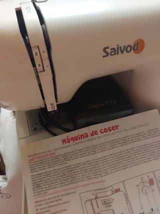 Máquina de coser Saivod