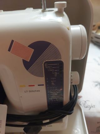 Máquina de coser Saivod