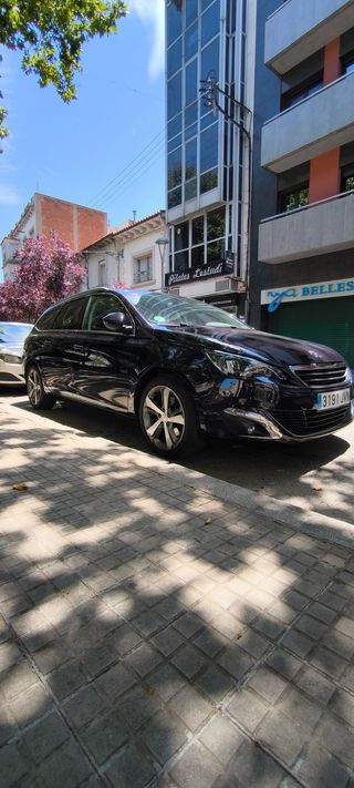Peugeot 308 2016