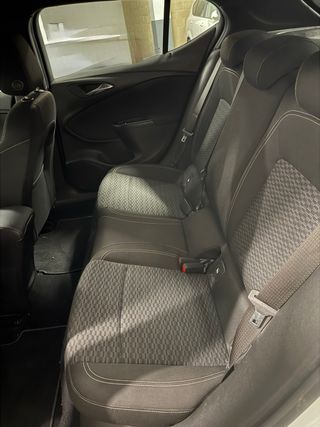 Opel Astra 2015