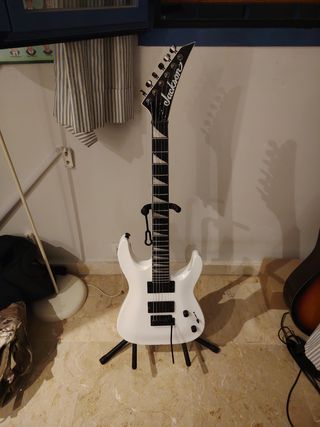 *PRECIO NEGOCIABLE* Jackson JS22 Dinky AH SW