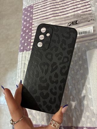 Funda Samsung A14 Negra NUEVA Leopardo con relieve