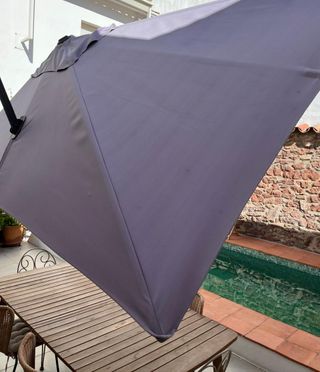 Sombrilla / parasol rectangular 2x3m + pesos