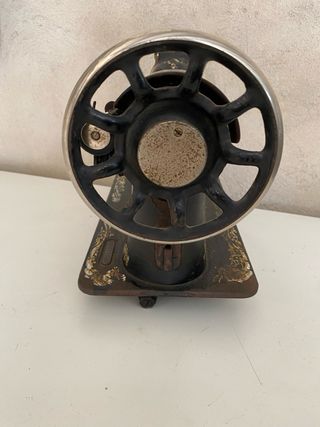 Máquina de coser Singer antigua