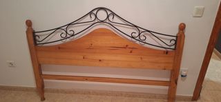 Cabecero de madera y metal