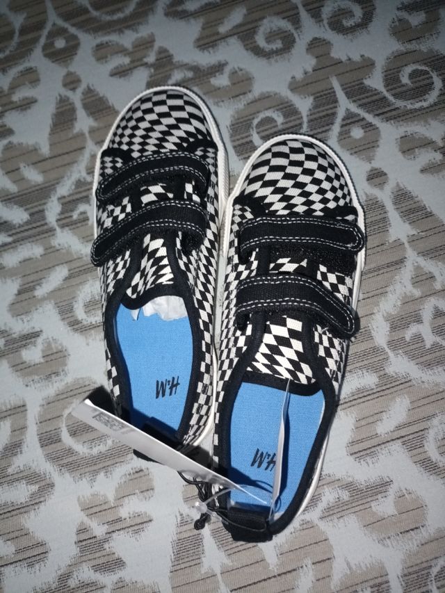 Zapatillas H&M niño talla 33