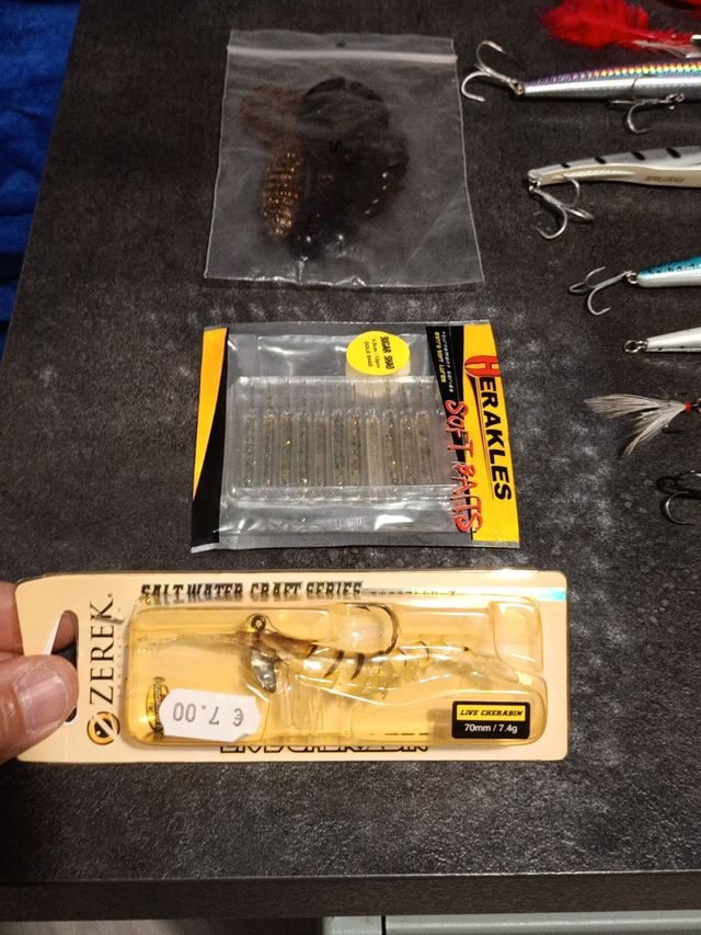 Artificiali da pesca assortiti spinning e traina